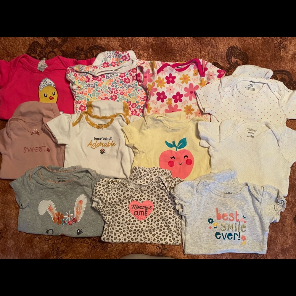 Baby girl 6-9 month lot